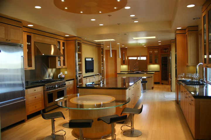 white_kitchen_1-1-.jpg